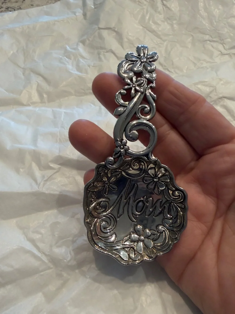 NWOT Mom Floral Decorative Spoon - Silver Accent